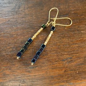 2/$20 Deep blue black gold bead drop earrings NWOT